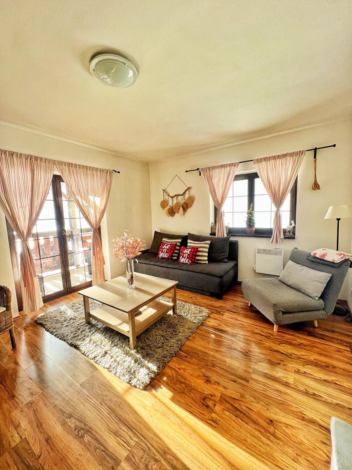 Apartment Barbora 7 Ruzomberok Ngoại thất bức ảnh